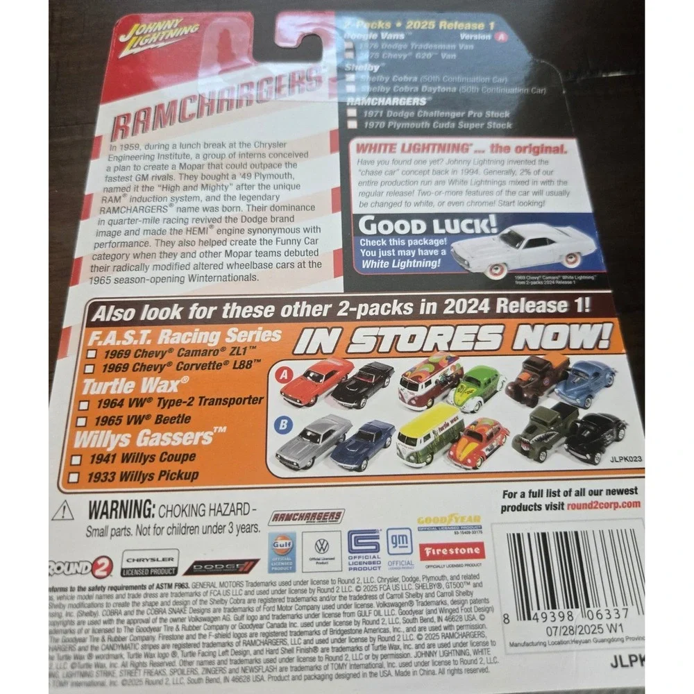 Johnny Lightning Ramchargers 2-Pack 1971 Dodge Challenger 1970 Plymouth Cuda A